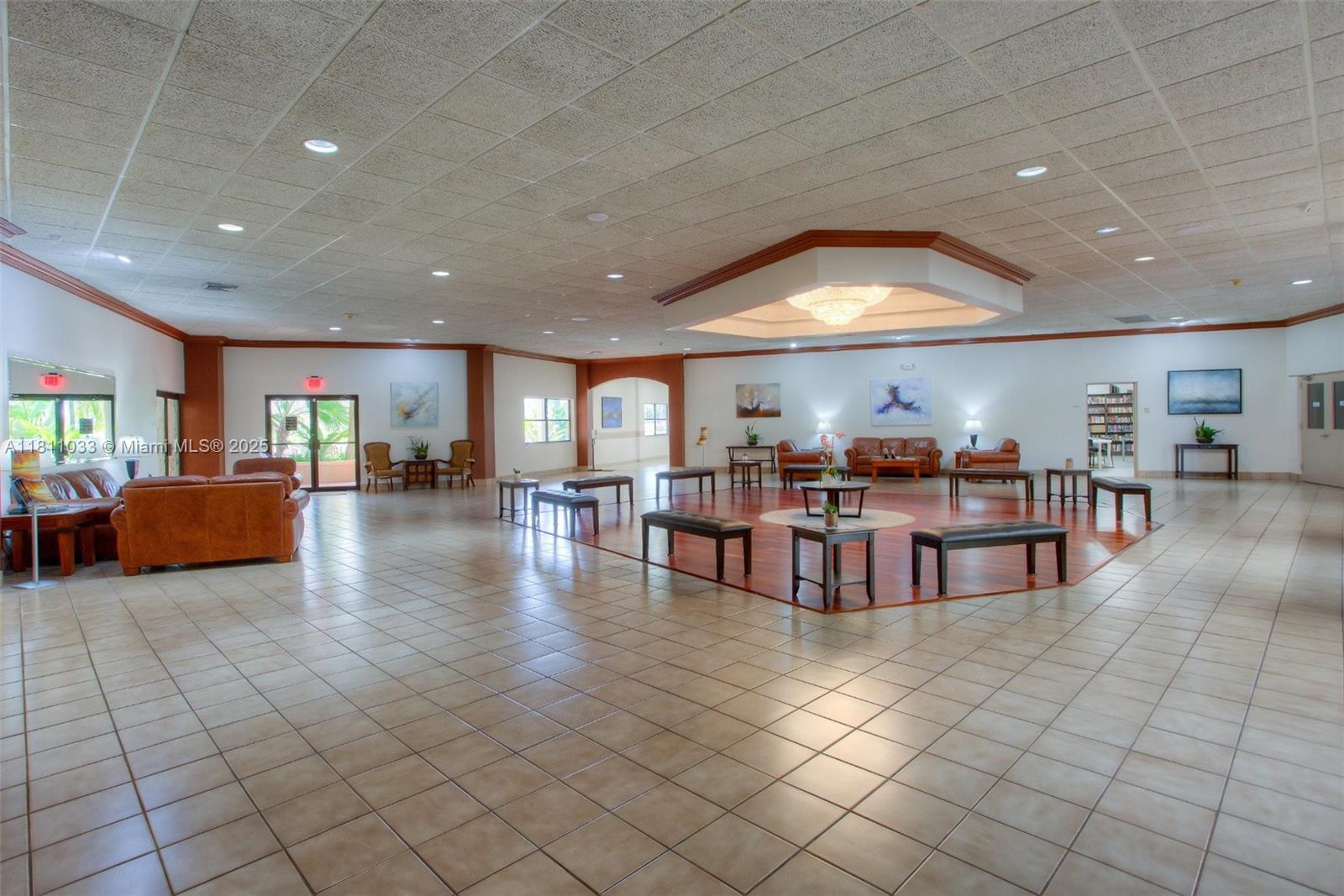 GARDENS AT BONAVENTURE 11 - Residential