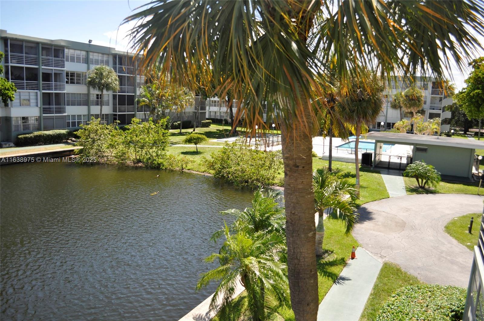 WATERGATE CONDOMINIUM NO - Residential