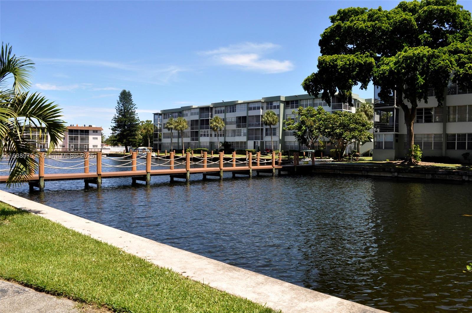 WATERGATE CONDOMINIUM NO - Residential