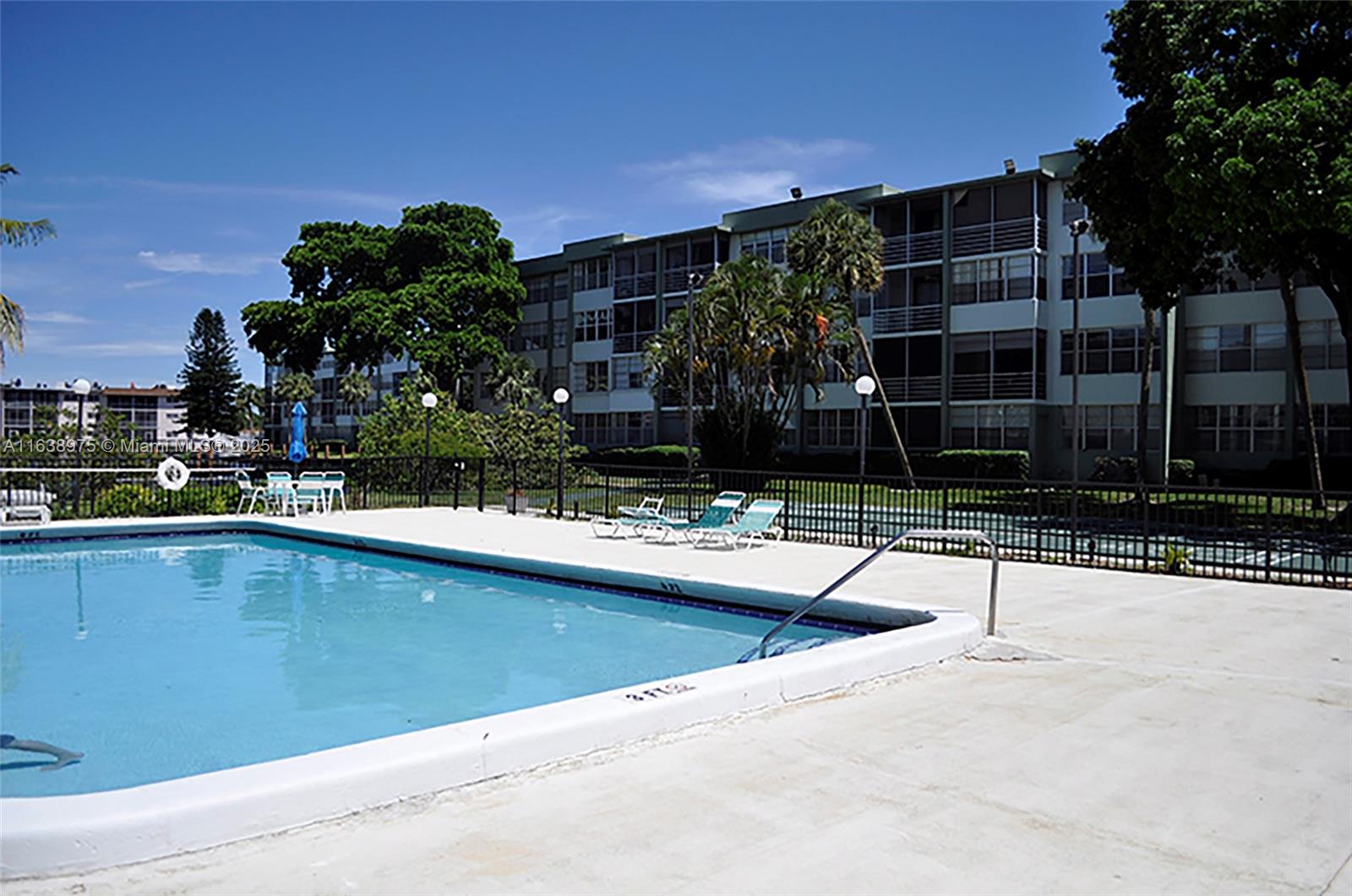 WATERGATE CONDOMINIUM NO - Residential