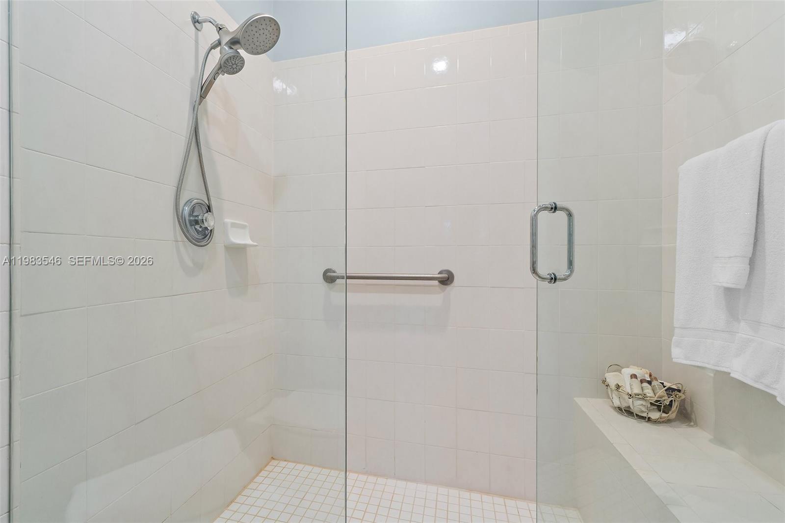 WILLOWBEND AT MARTIN DOWN - Residential Lease