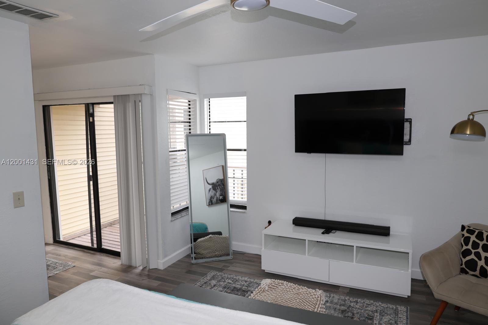 FRENCH QUARTER 3 - Residential Lease