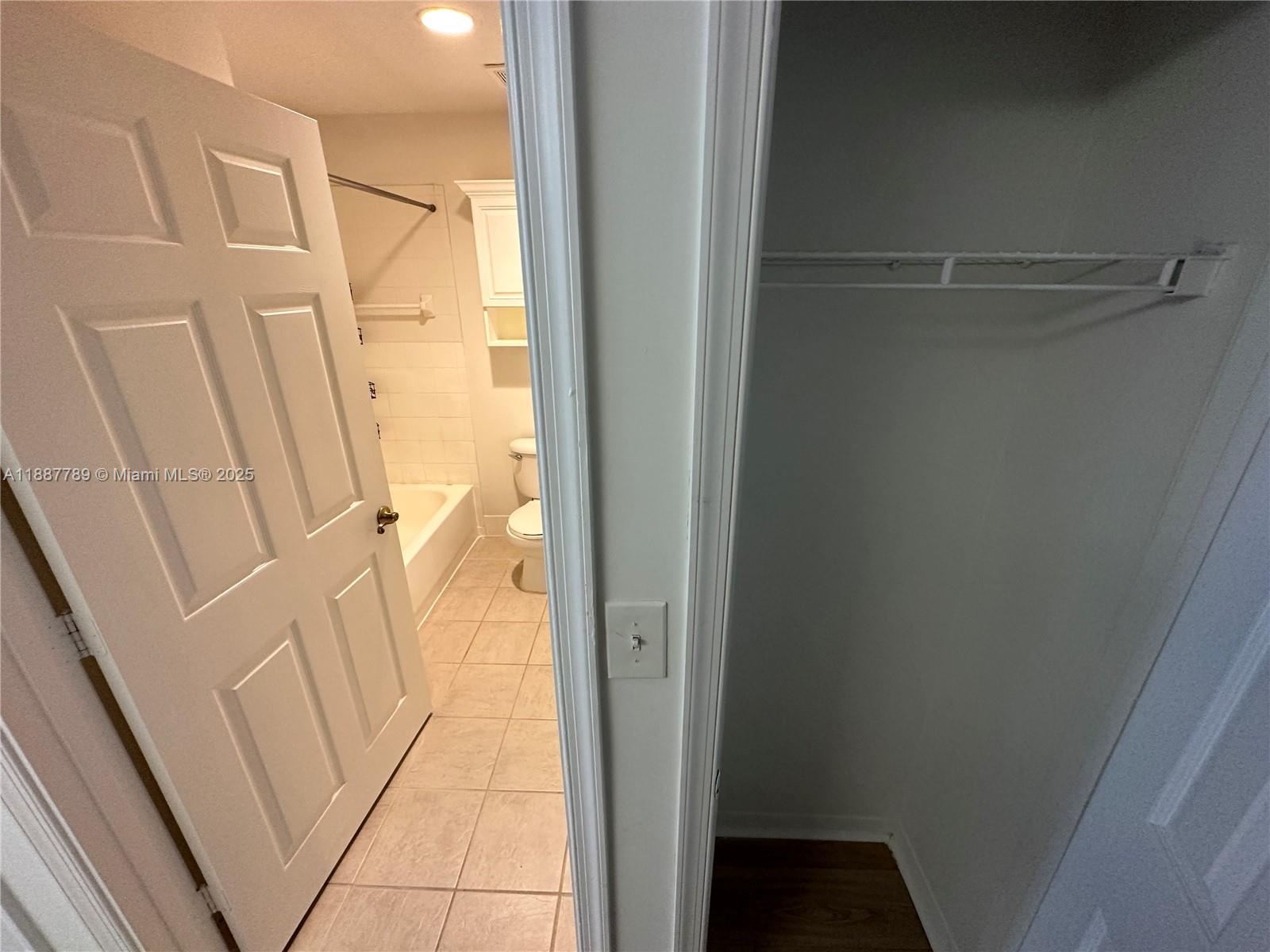 VILLAGE AT ABACOA CONDO - Residential Lease