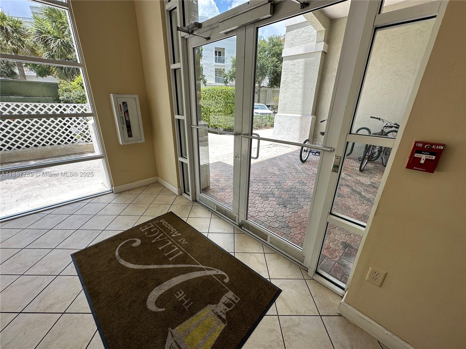 VILLAGE AT ABACOA CONDO - Residential Lease
