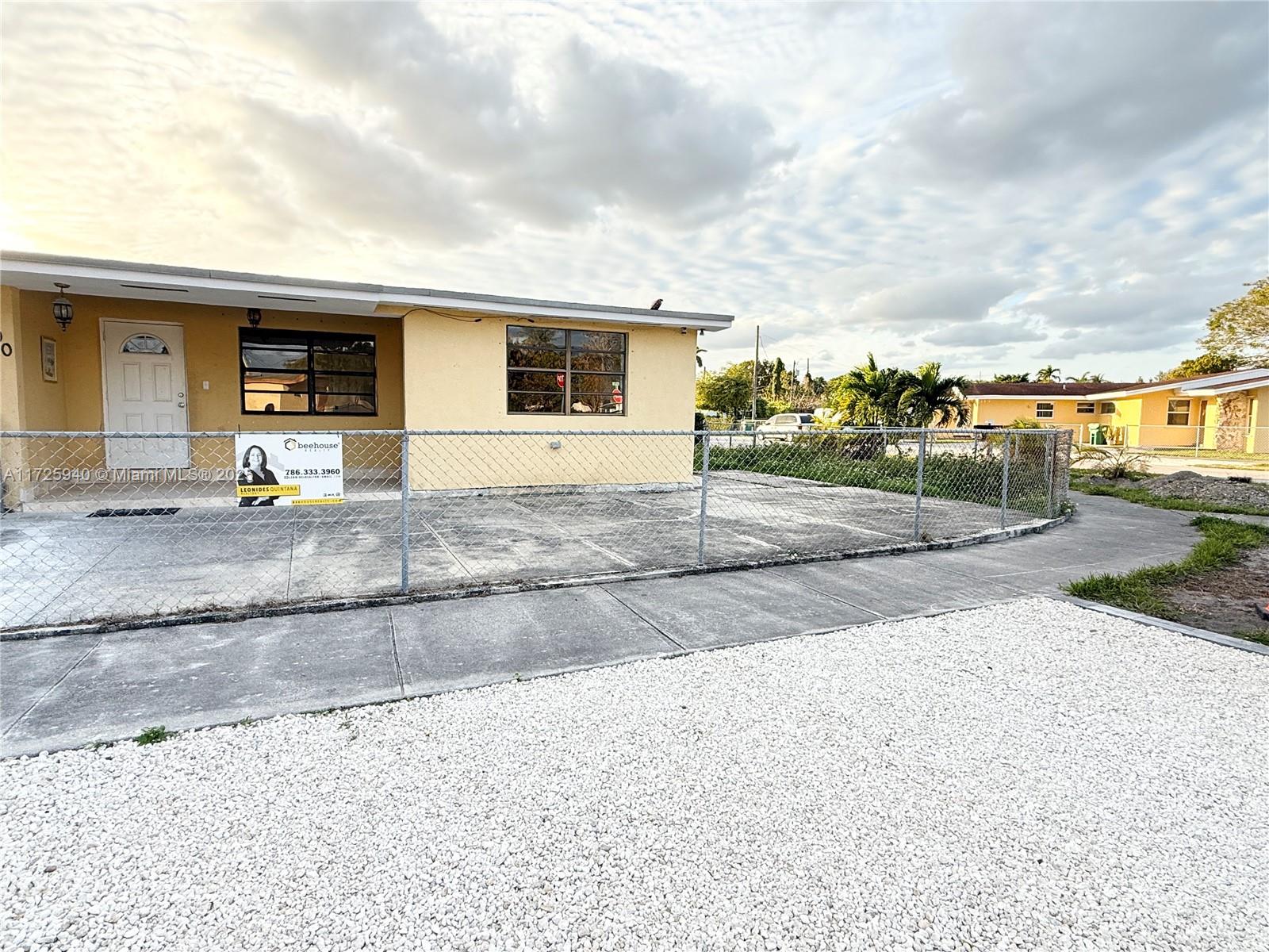 7404 Nw 2nd Ter 7404, Miami, Broward County, Florida - 2 Bedrooms  
1 Bathrooms - 