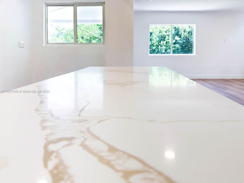 HOLLYWOOD LAKES SECTION - Residential