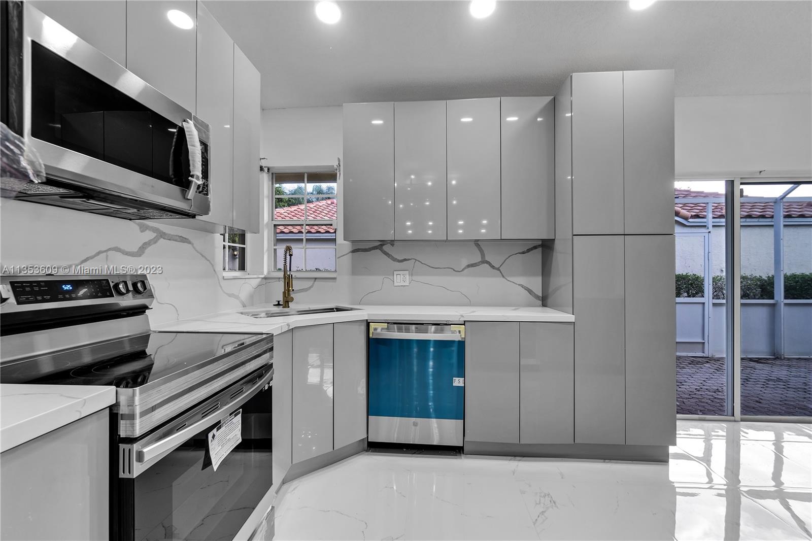 LA CASA 1 - Residential