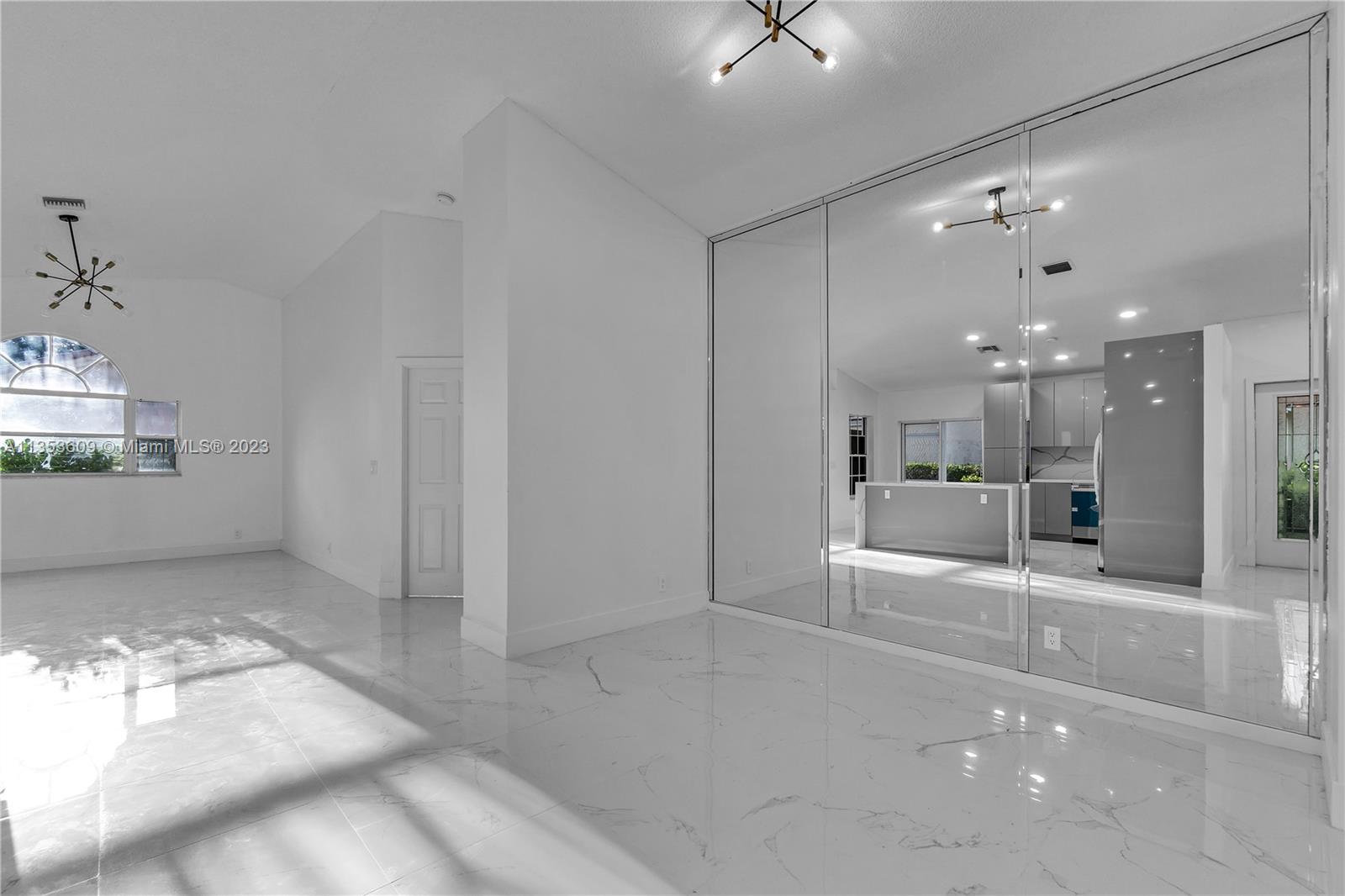 LA CASA 1 - Residential