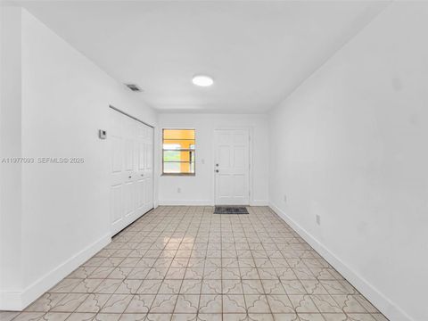 Tiny photo for 15401 SW 212th St, Miami, FL 33187 (MLS # A11977093)