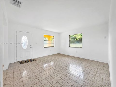 Tiny photo for 15401 SW 212th St, Miami, FL 33187 (MLS # A11977093)