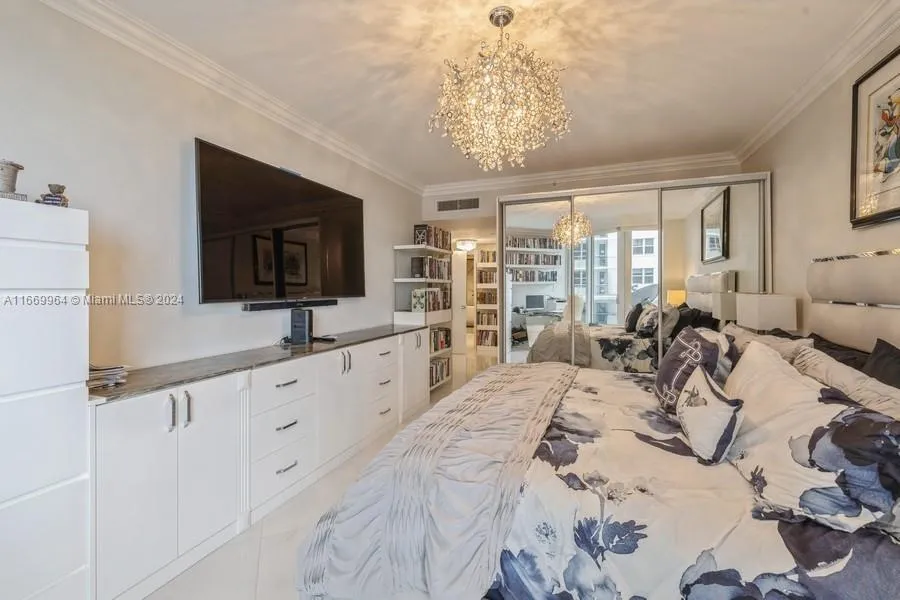 Surfside, Florida 33154, United States, 3 Bedrooms Bedrooms, ,3 BathroomsBathrooms,Residential,Pending,40276