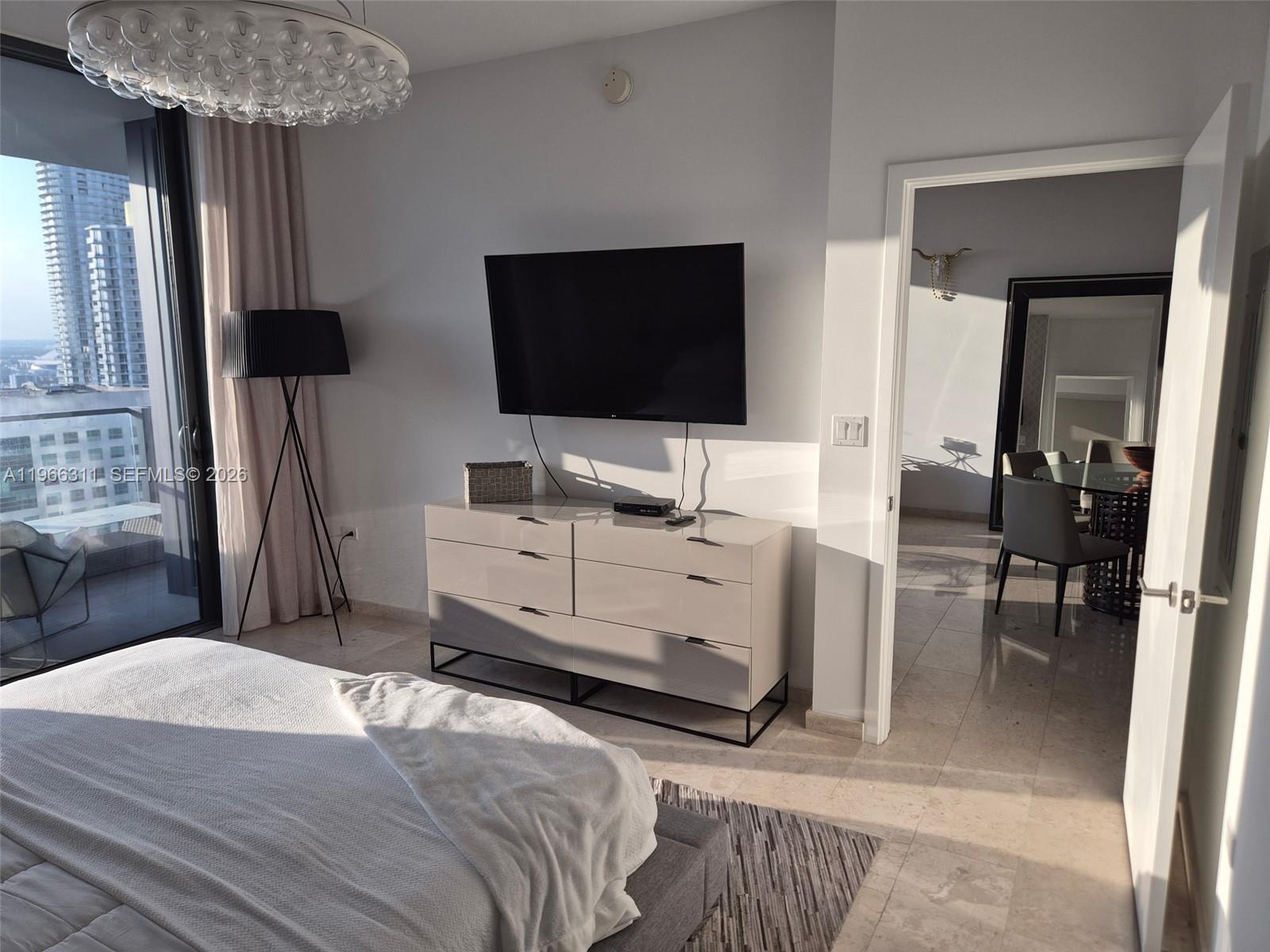 RISE CONDO - Residential