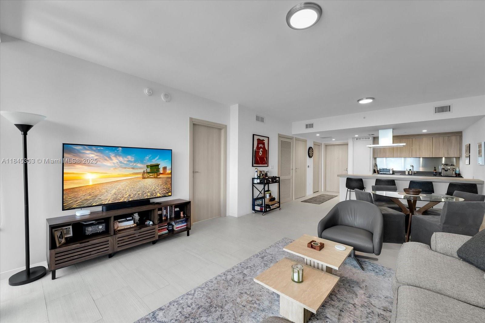 1000 Brickell Plaza 3610