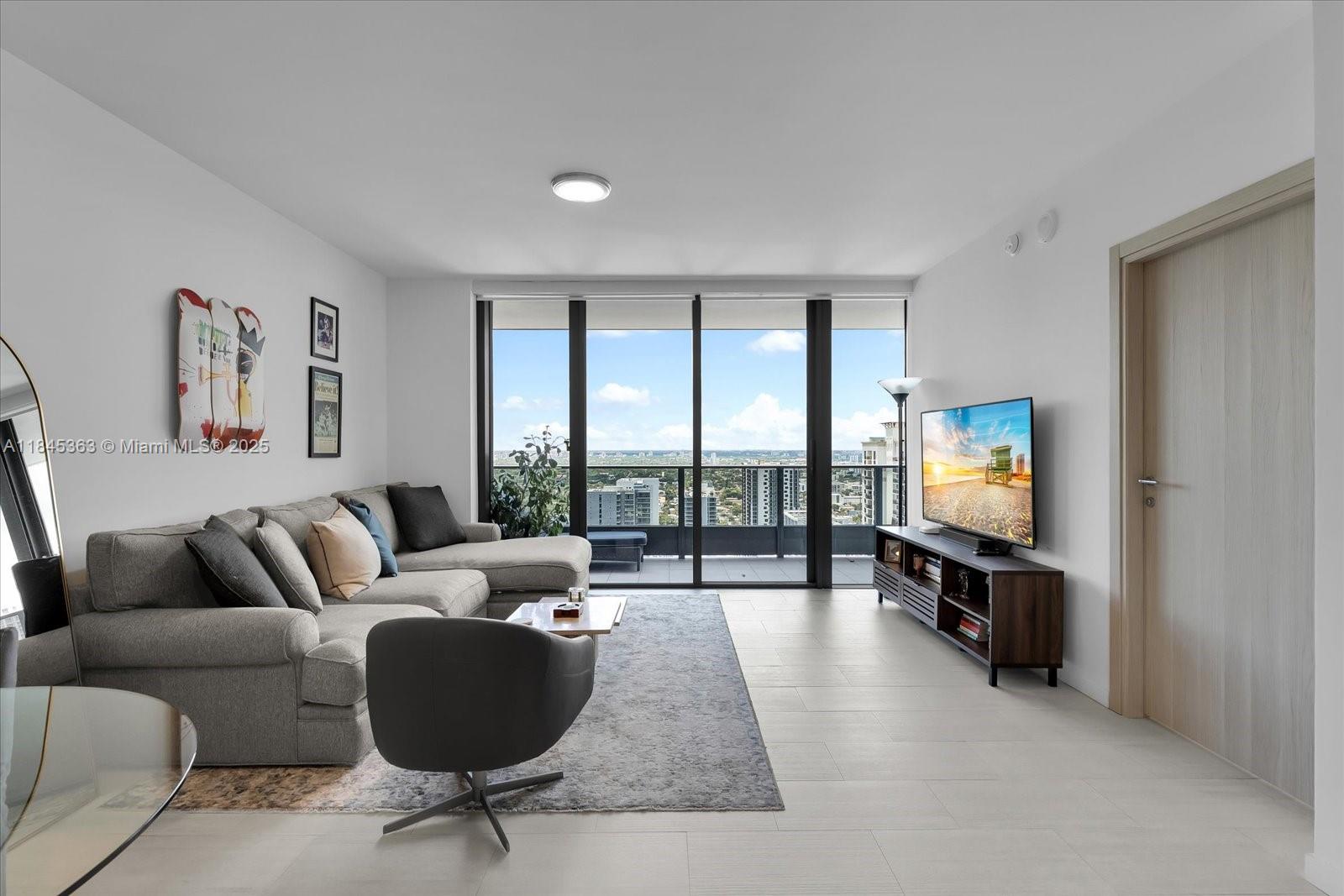 Located in the heart of Brickell, this contemporary and luxurious 1-bedroom, 1.5 bathroom residence is a
must-see. Unit 3610 features an open concept floor plan, porcelain tile flooring throughout, floor-to-ceiling
windows, built-in closets, blackout blinds in the primary bedroom, a kitchen with a full suite of Miele appliances and
Snaidero cabinets, and marble in the primary bathroom. Brickell Flatiron is the premier building in the
neighborhood and features a robust amenity package with two pool decks, a 64th floor gym and spa. Walking
distance to some of Miami's most desirable restaurants and shops.
