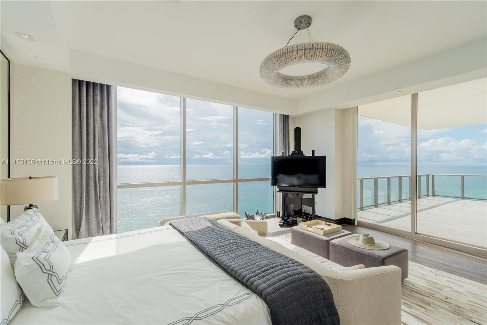 MANSIONS AT ACQUALINA - Residential