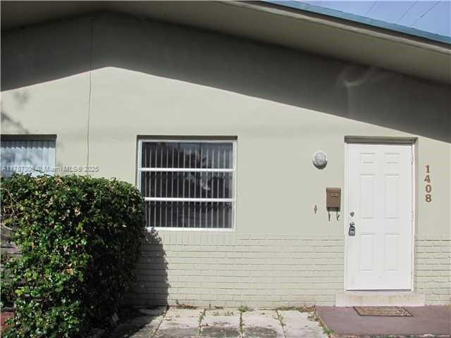 1408 Sw 9th Ave 1408, Fort Lauderdale, Broward County, Florida - 3 Bedrooms  
2 Bathrooms - 
