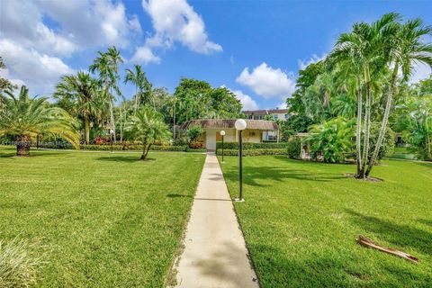 A home in Lauderdale Lakes