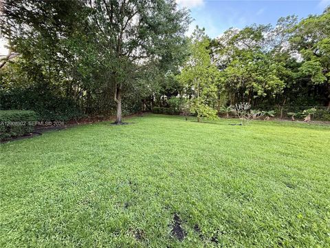 Tiny photo for 12743 N Winners Cir, Davie, FL 33330 (MLS # A12008302)