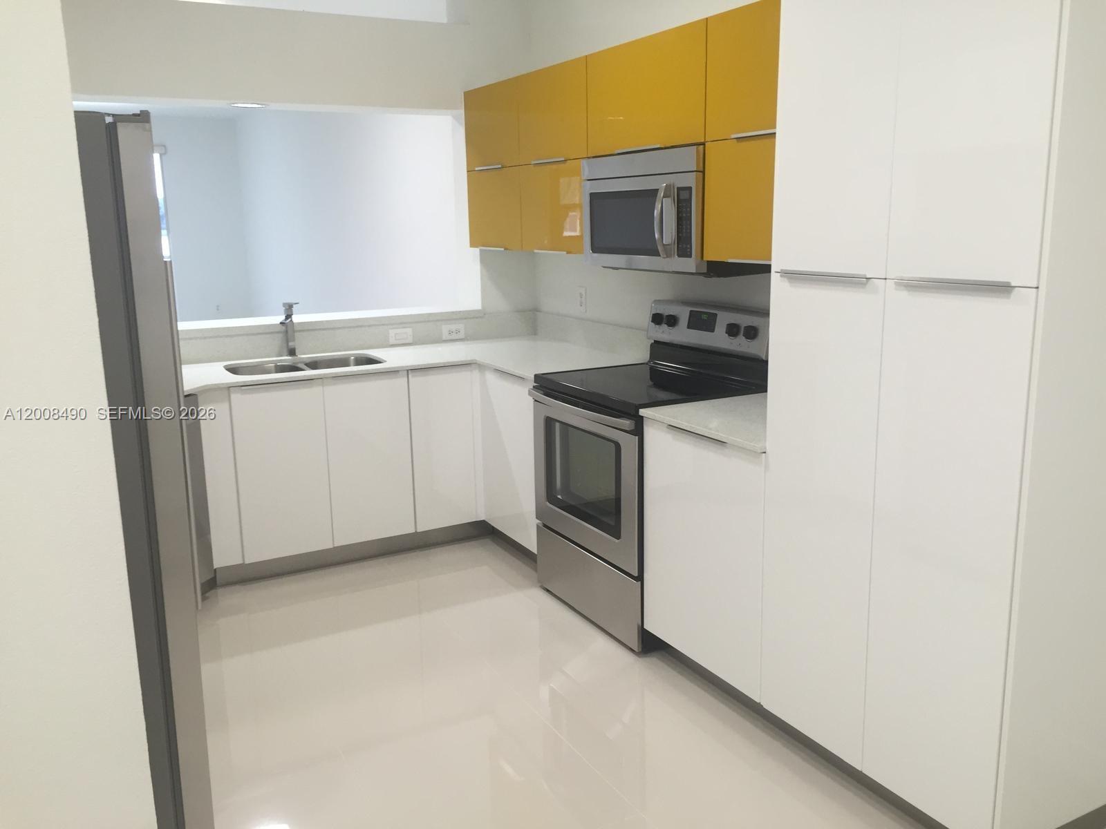 CAPTIVA CONDO B - Residential