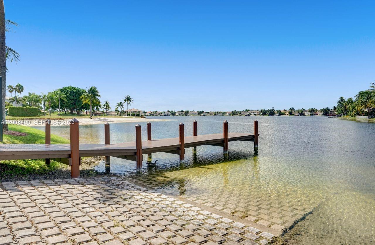 CAPTIVA CONDO B - Residential