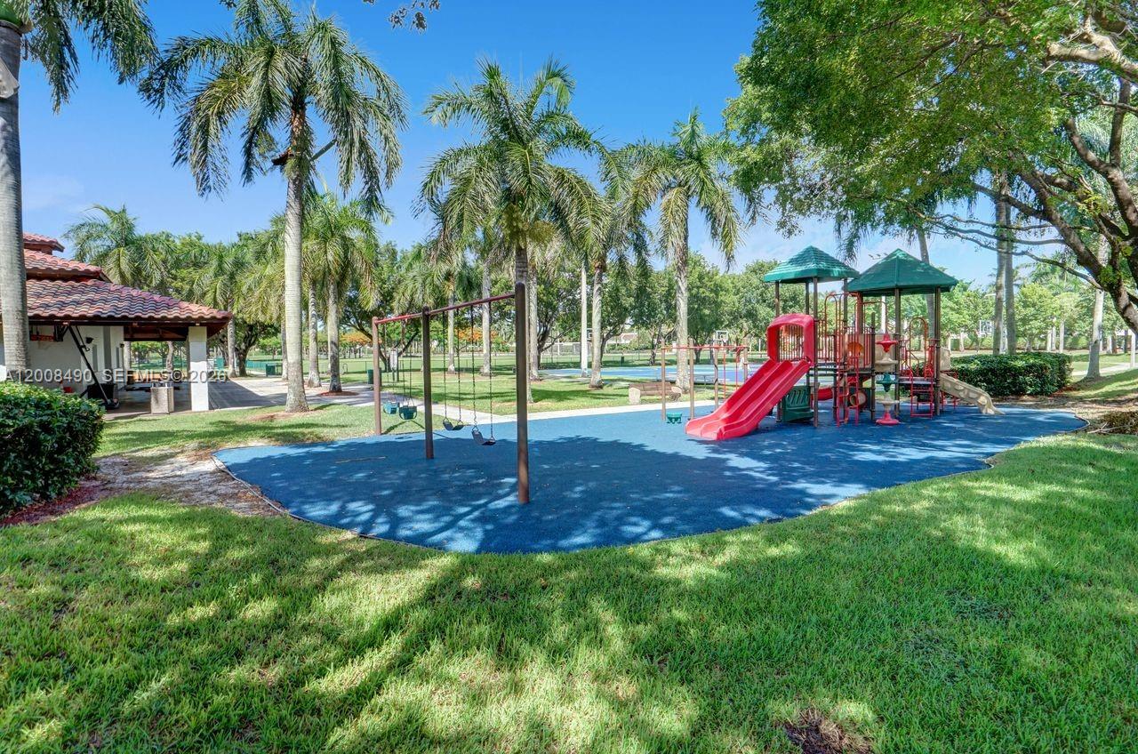 CAPTIVA CONDO B - Residential
