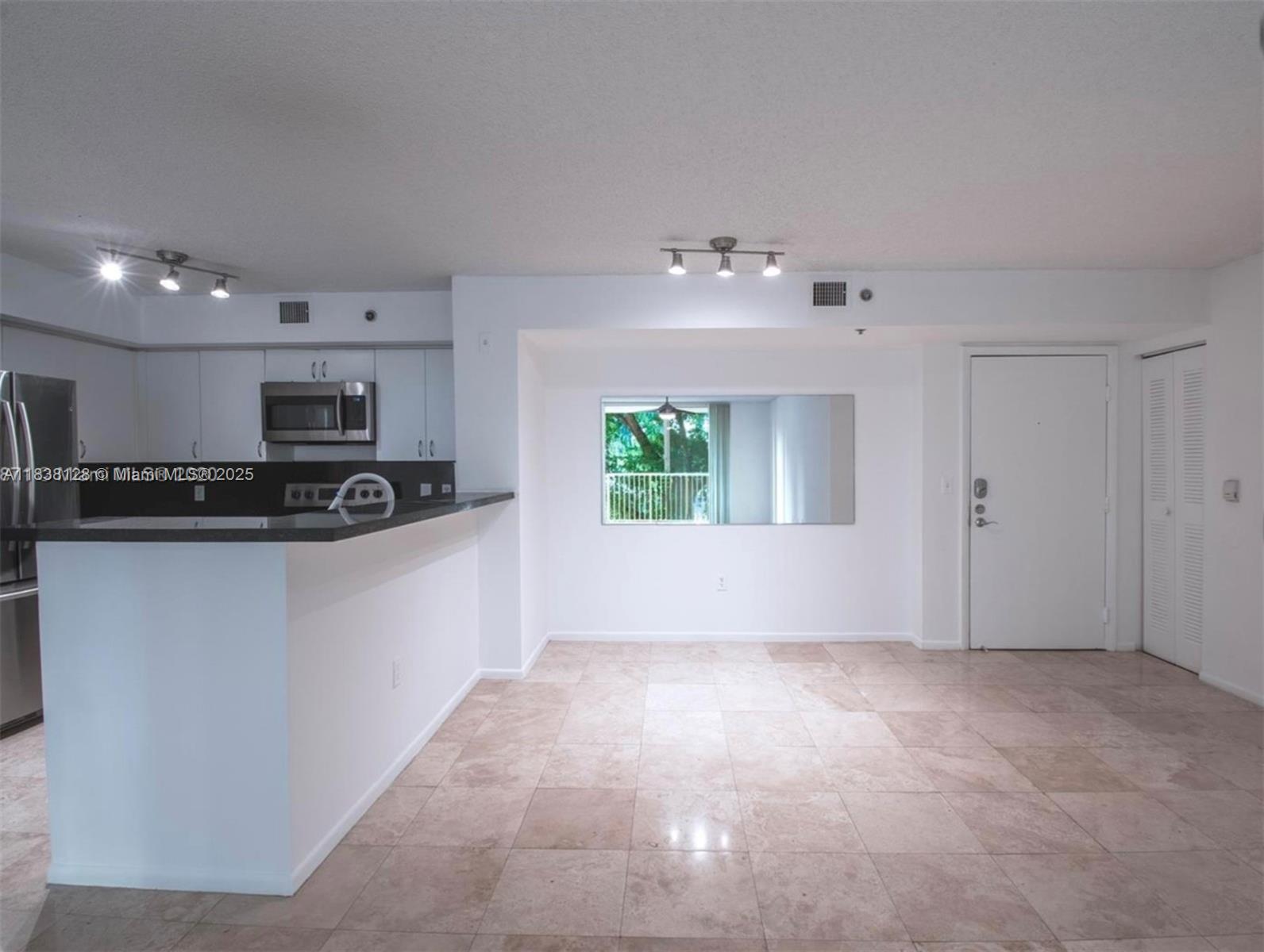 BEAUTIFUL 2 BEDROOMS 2 BATHROOMS UNIT AT DESIRABLE YACHT CLUB AT AVENTURA. STAINLESS STEEL APPLIANCES, GRANITE COUNTERTOPS AND VANITIES, WASHER AND DRYER INSIDE THE UNIT, MARBLE FLOORS AND PARQUET FLOORS THROUGHOUT. NEW AIR CONDITIONING UNIT THAT IS ONLY ONE YEAR OLD.
COMPLEX ALLOWS SHORT TERM RENTALS, AIRBNB RENTALS, LONG TERM RENTALS, GREAT FOR INVESTORS ! ALSO THIS COMPLEX IS LOVELY TO LIVE IN!
LUXURY AMENITIES: TENNIS COURTS, GYM, HEATED POOL, JACUZZI, BARBECUE AREA, CHILDREN PLAYGROUNG, BASKETBALL HOOP , 24 HOURS SECURITY,JUST ACROSS THE STREET FROM JOG/WALKING TRAIL, FIVE MINUTES TO SPECTACULAR BEACHES AND PARKS, EXCELLENT NEIGHBORHOOD AND MUCH MORE!