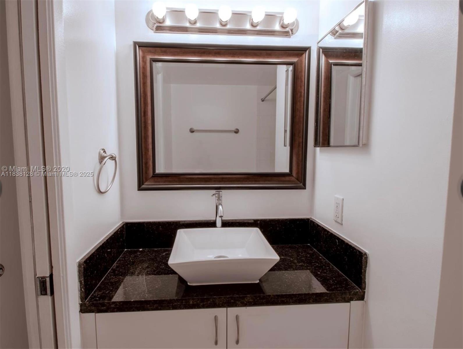 THE YACHT CLUB AT AVENTUR - Residential