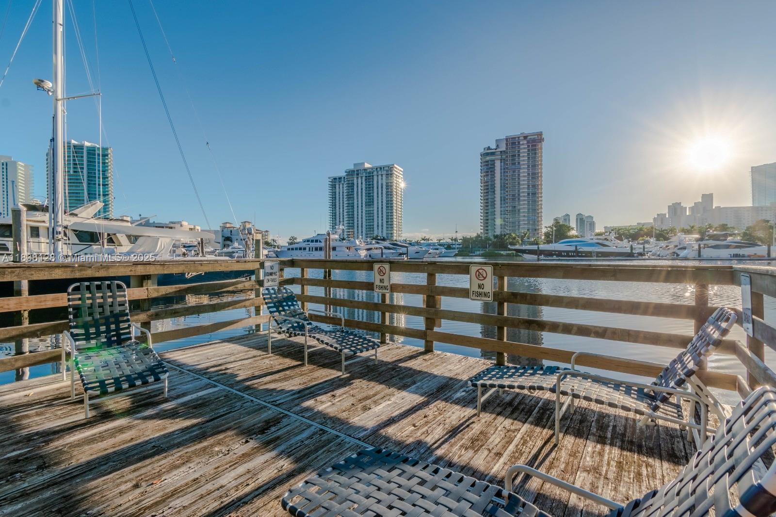 THE YACHT CLUB AT AVENTUR - Residential