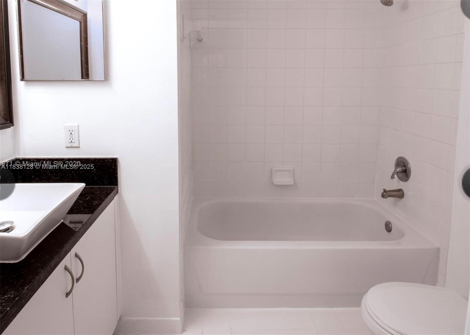 THE YACHT CLUB AT AVENTUR - Residential