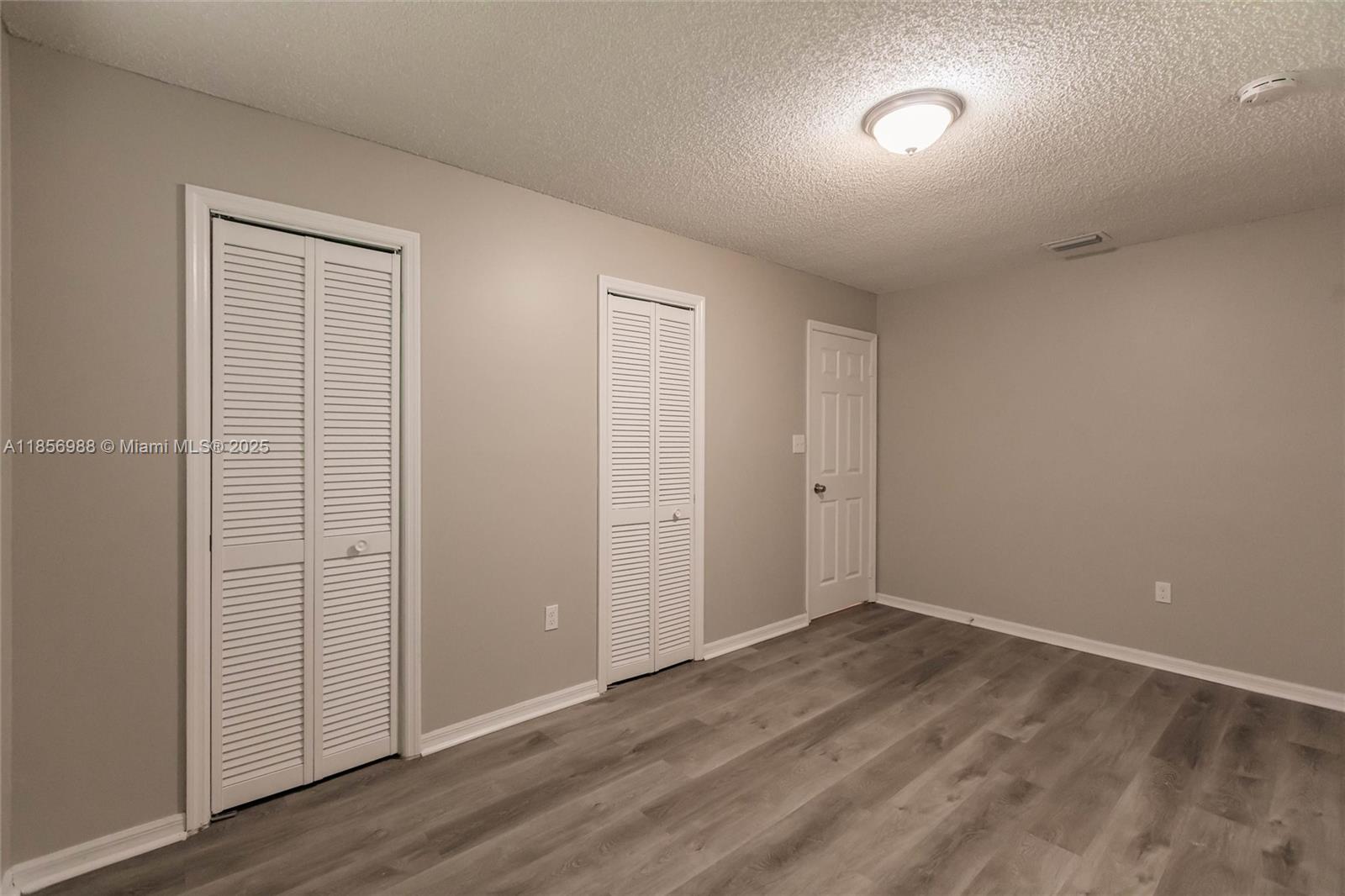 LAKEWOOD PARK UNIT 7 - Residential