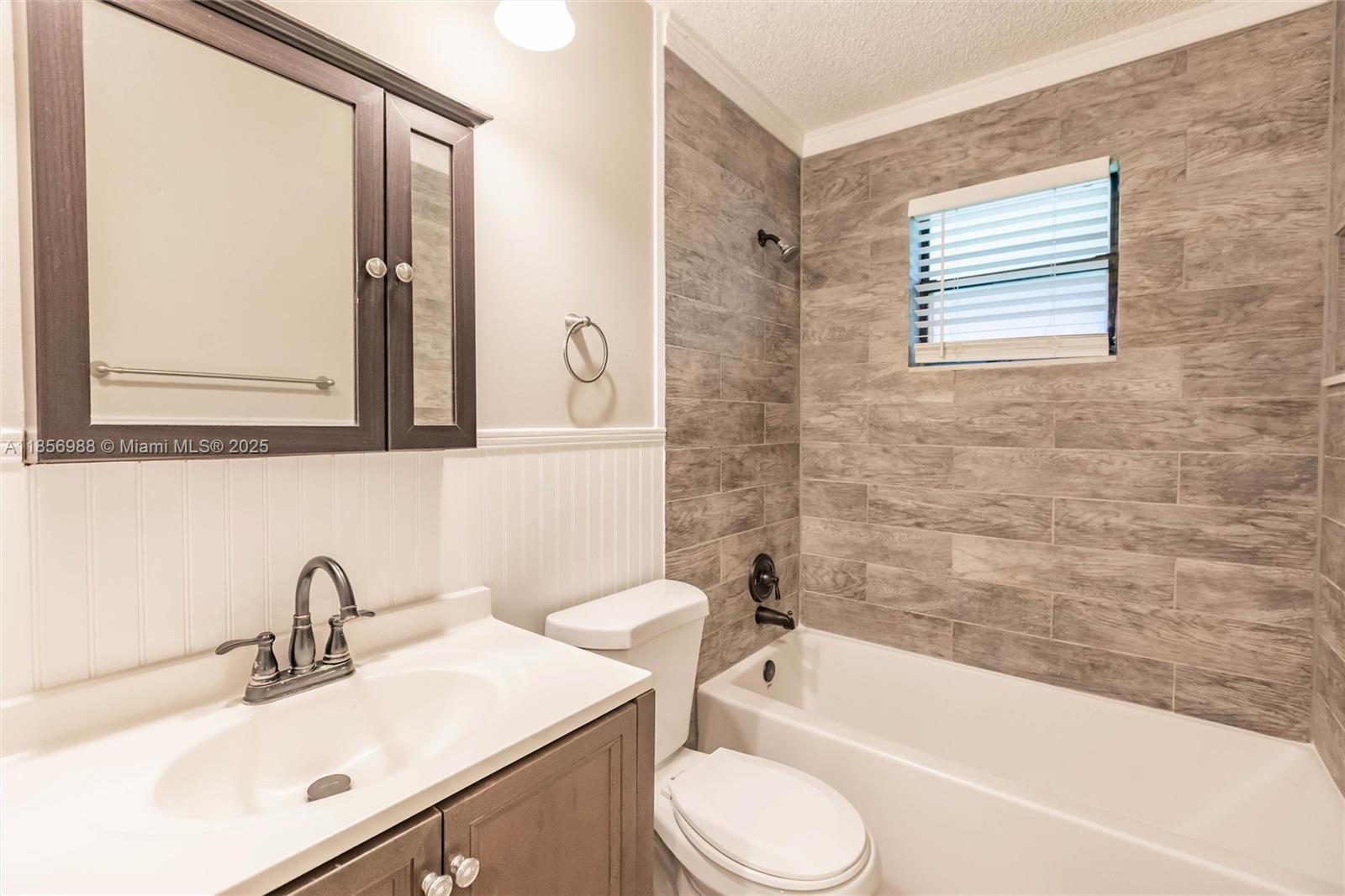 LAKEWOOD PARK UNIT 7 - Residential