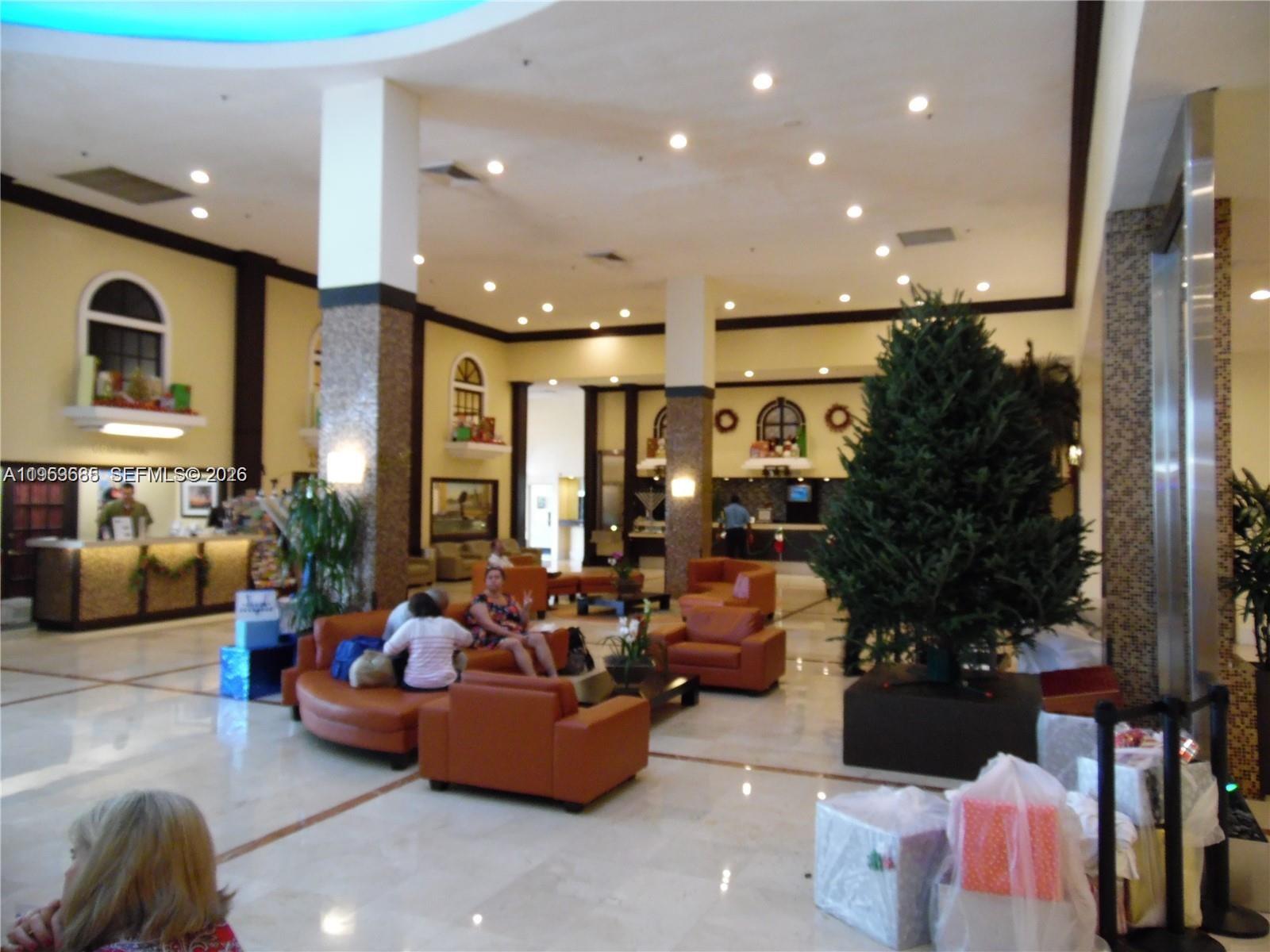 THE AVENTURA BEACH CLUB C - Residential