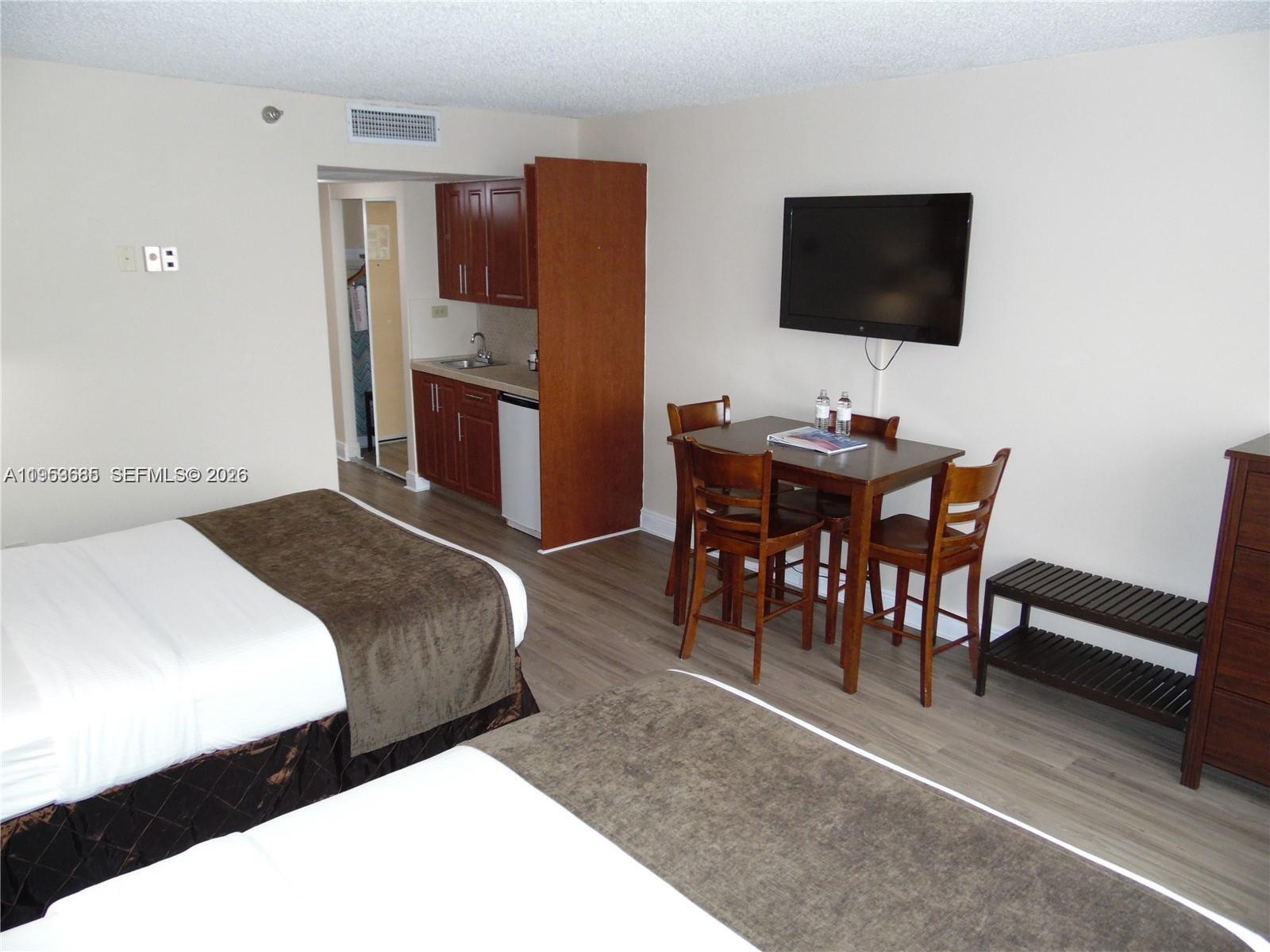 19201 Collins Ave 243