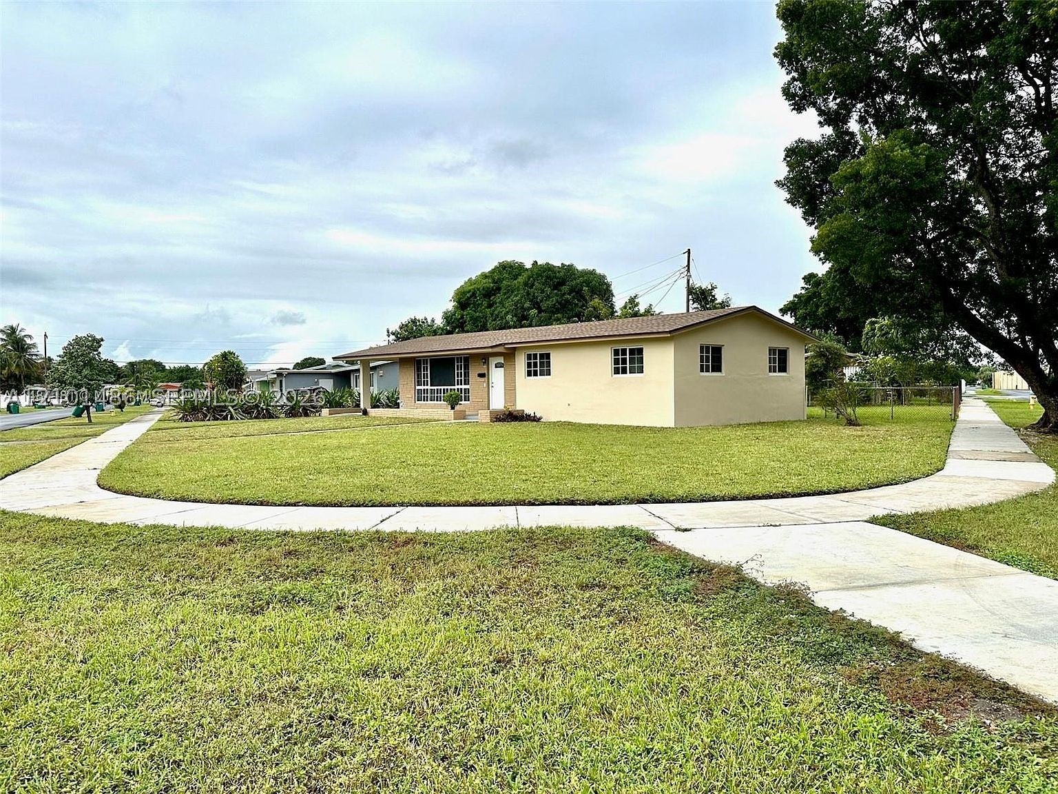 821 NW 173rd Ter