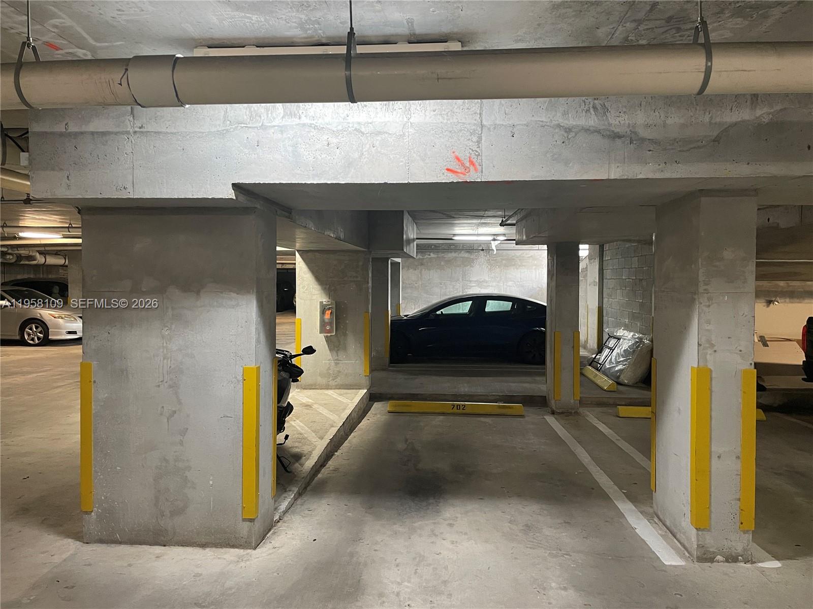 VILLAGGIO IN THE GROVE TO - Residential Lease