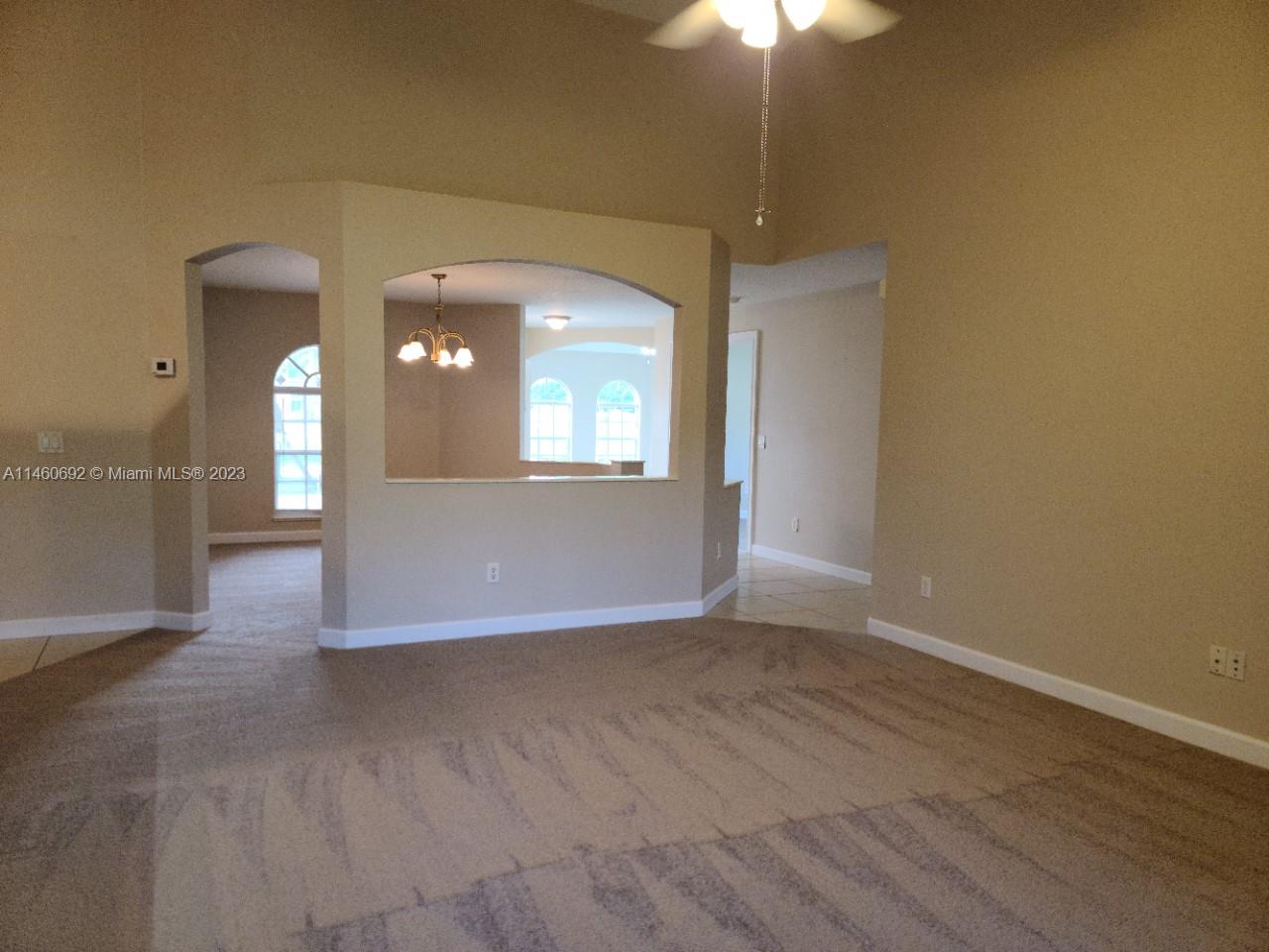 PORT ST LUCIE SECTION 33 - Residential Lease