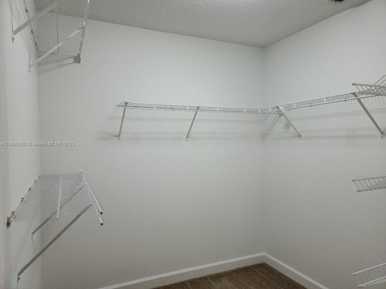 PORT ST LUCIE SECTION 33 - Residential Lease