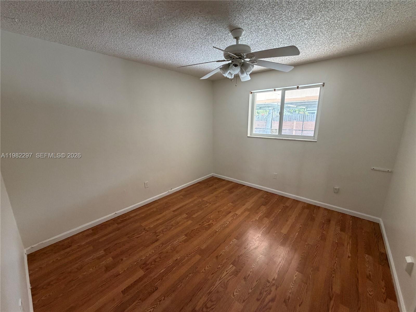 MIAMI LAKES LOCH NESS SEC - Residential Lease