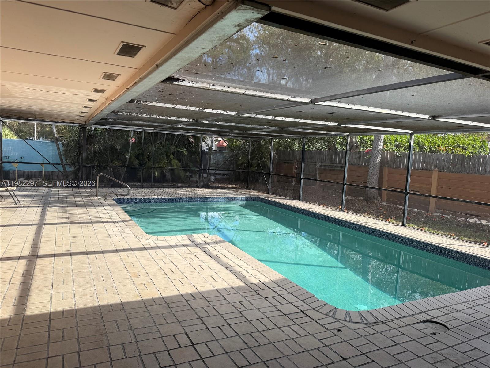MIAMI LAKES LOCH NESS SEC - Residential Lease