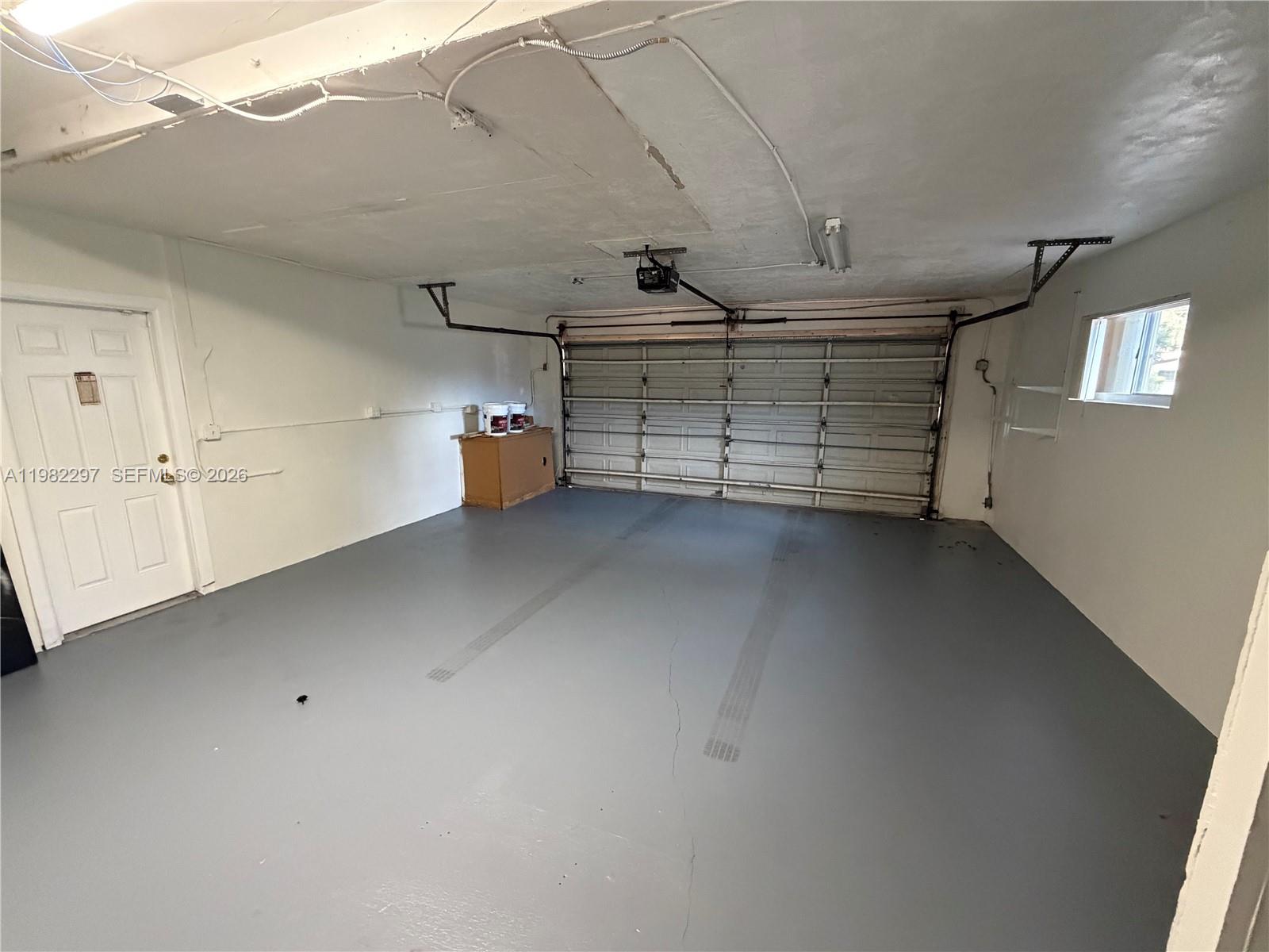 MIAMI LAKES LOCH NESS SEC - Residential Lease