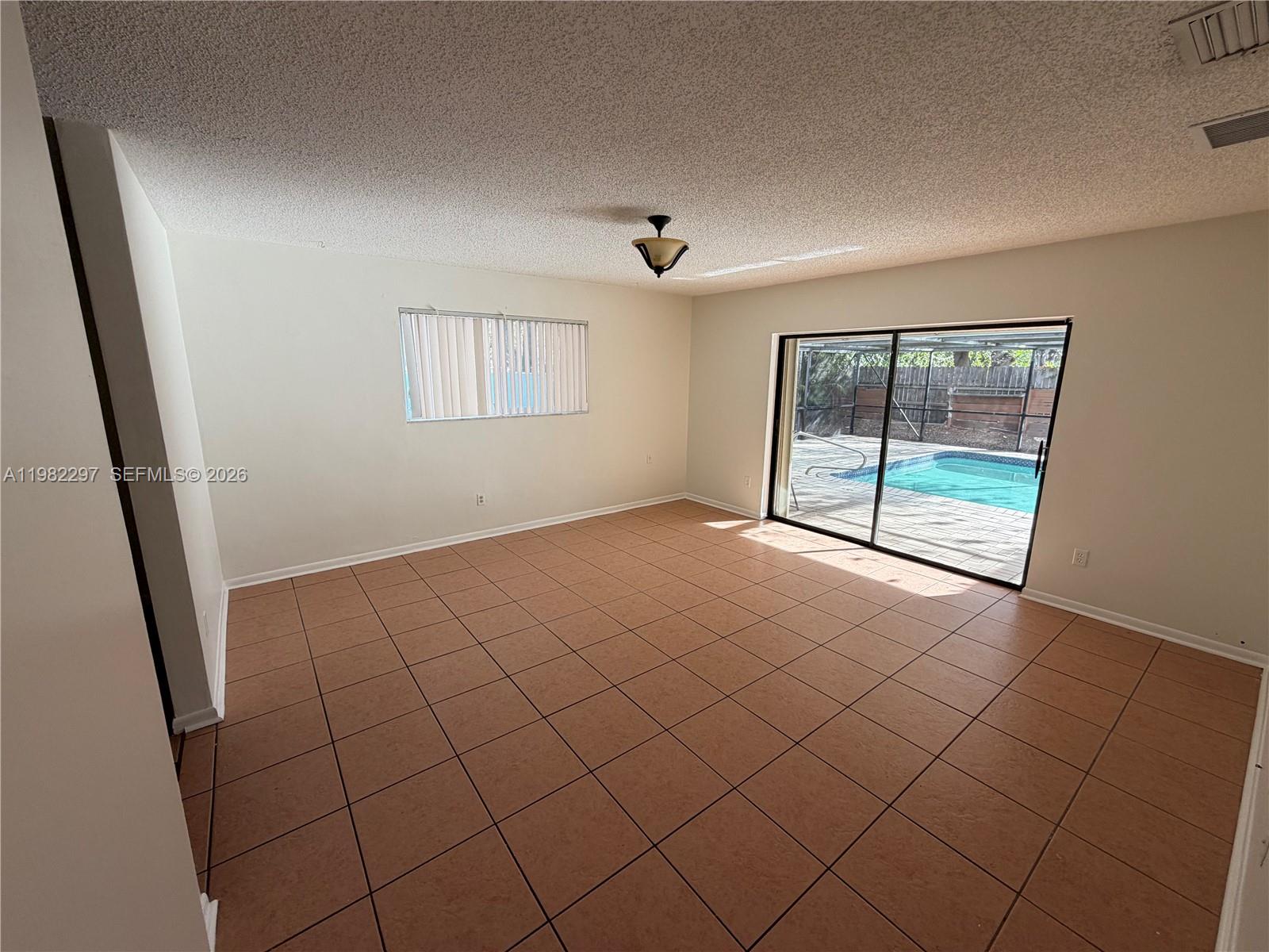 MIAMI LAKES LOCH NESS SEC - Residential Lease