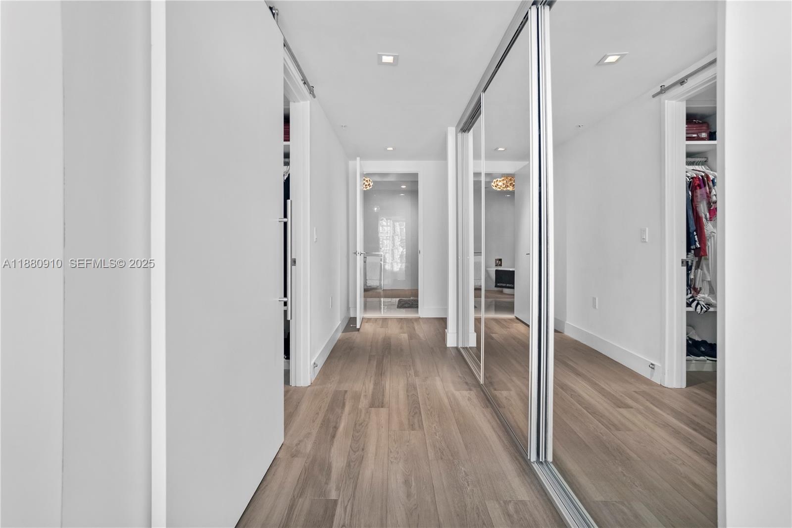 PARQUE TOWERS CONDO - Residential