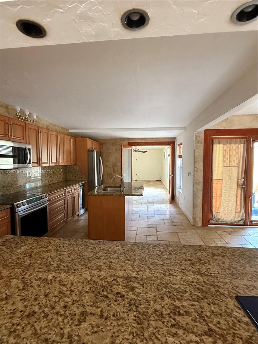 REPLAT 1ST ADDN TO TOWNHO - Residential