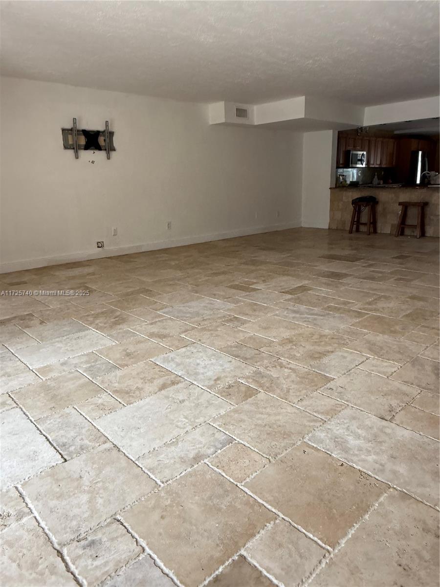 REPLAT 1ST ADDN TO TOWNHO - Residential