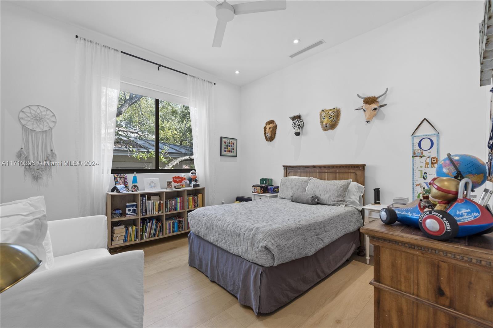 2975 JACKSON CONDO ASSOC - Residential