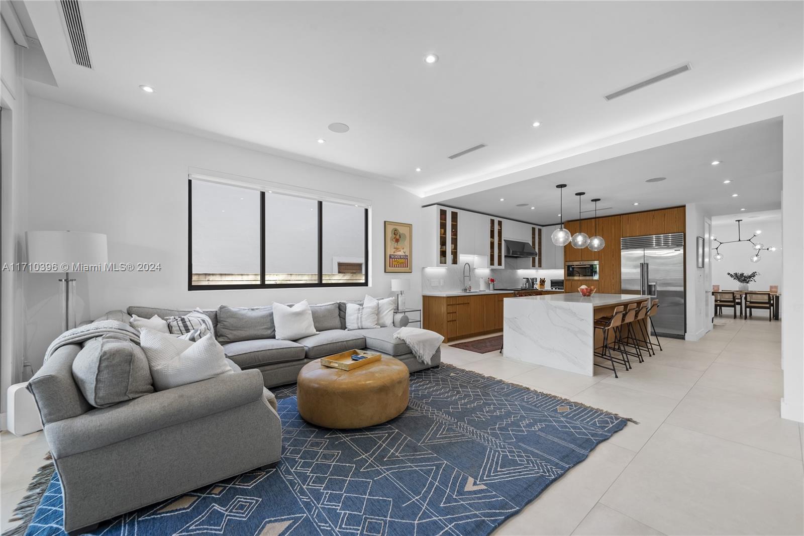 2975 JACKSON CONDO ASSOC - Residential