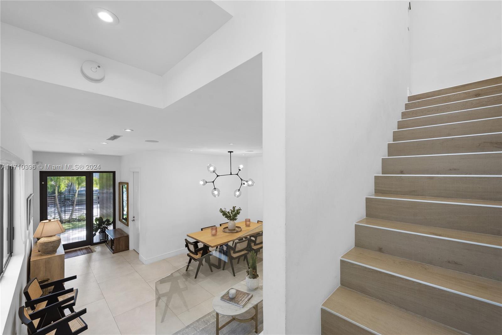 2975 JACKSON CONDO ASSOC - Residential