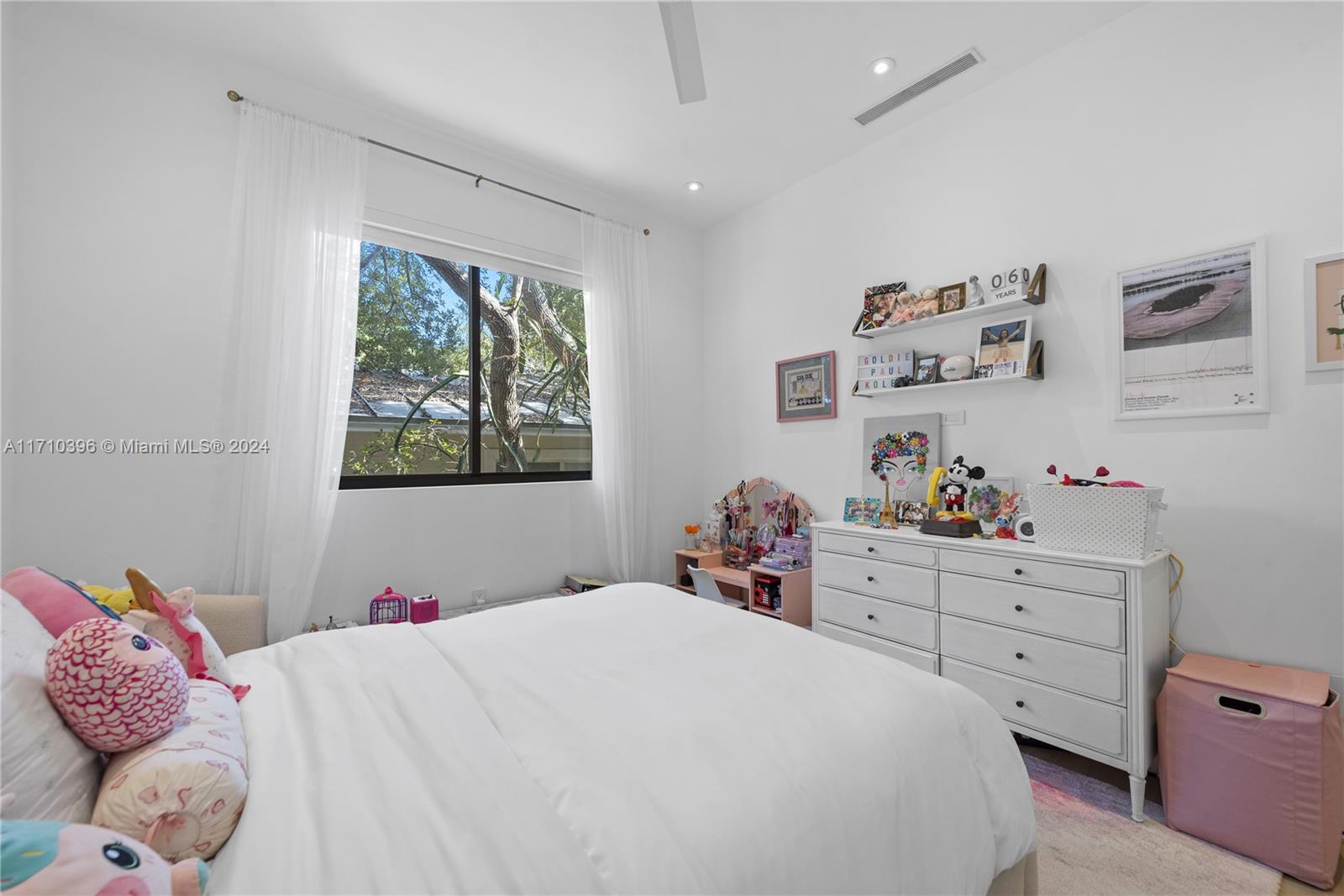 2975 JACKSON CONDO ASSOC - Residential