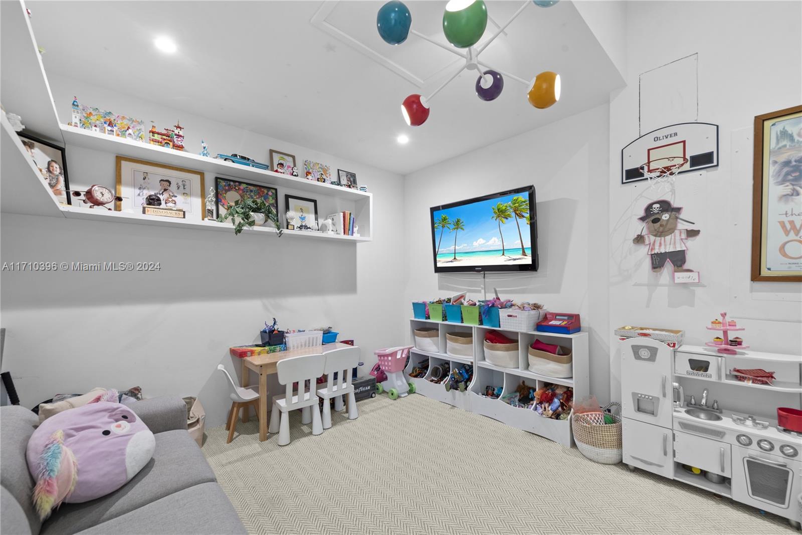 2975 JACKSON CONDO ASSOC - Residential