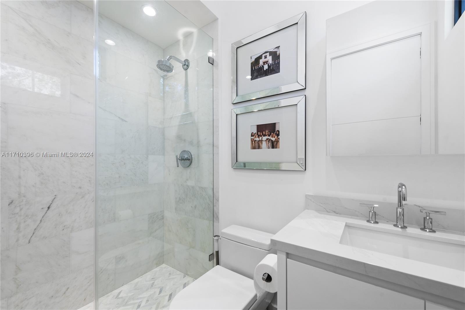 2975 JACKSON CONDO ASSOC - Residential